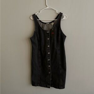 NWT black denim levi’s dress